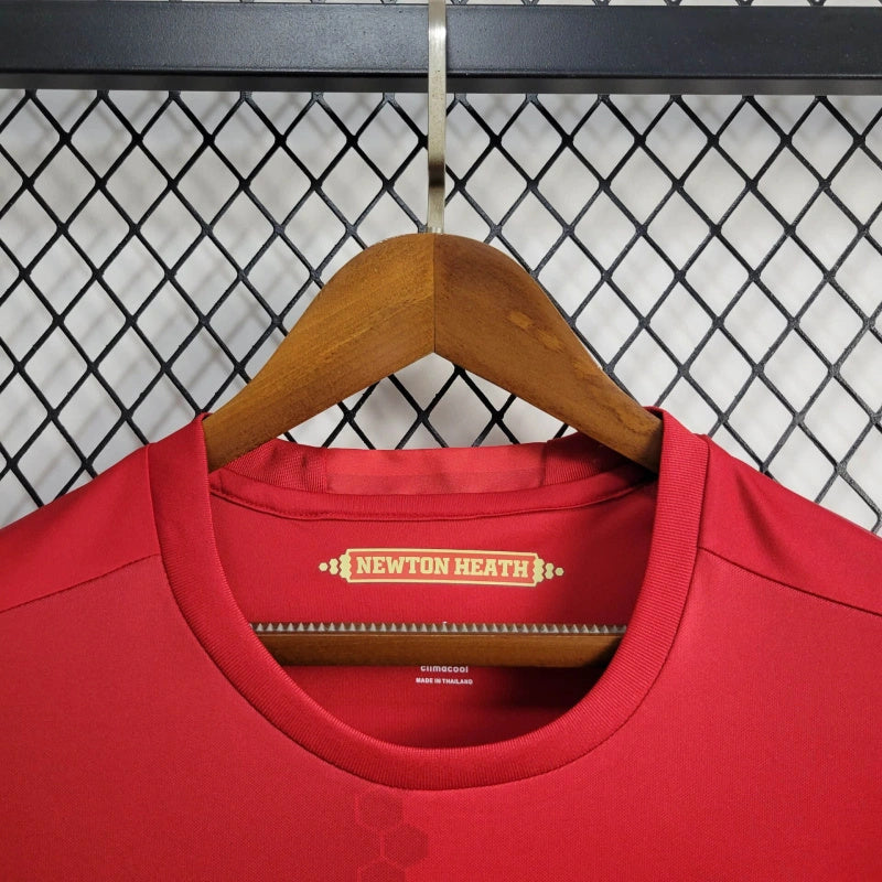 Retro Manchester United Home Kit 16/17 Football Jersey