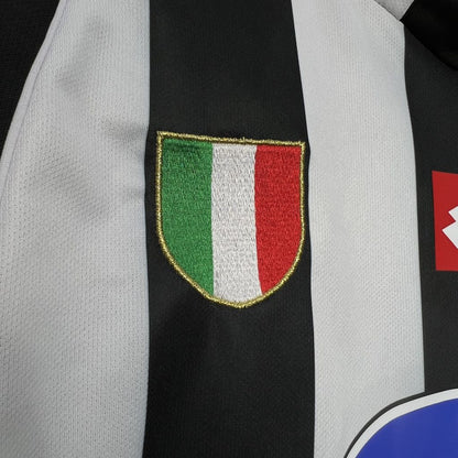 Retro Juventus Home Kit 2002/03 Football Jersey