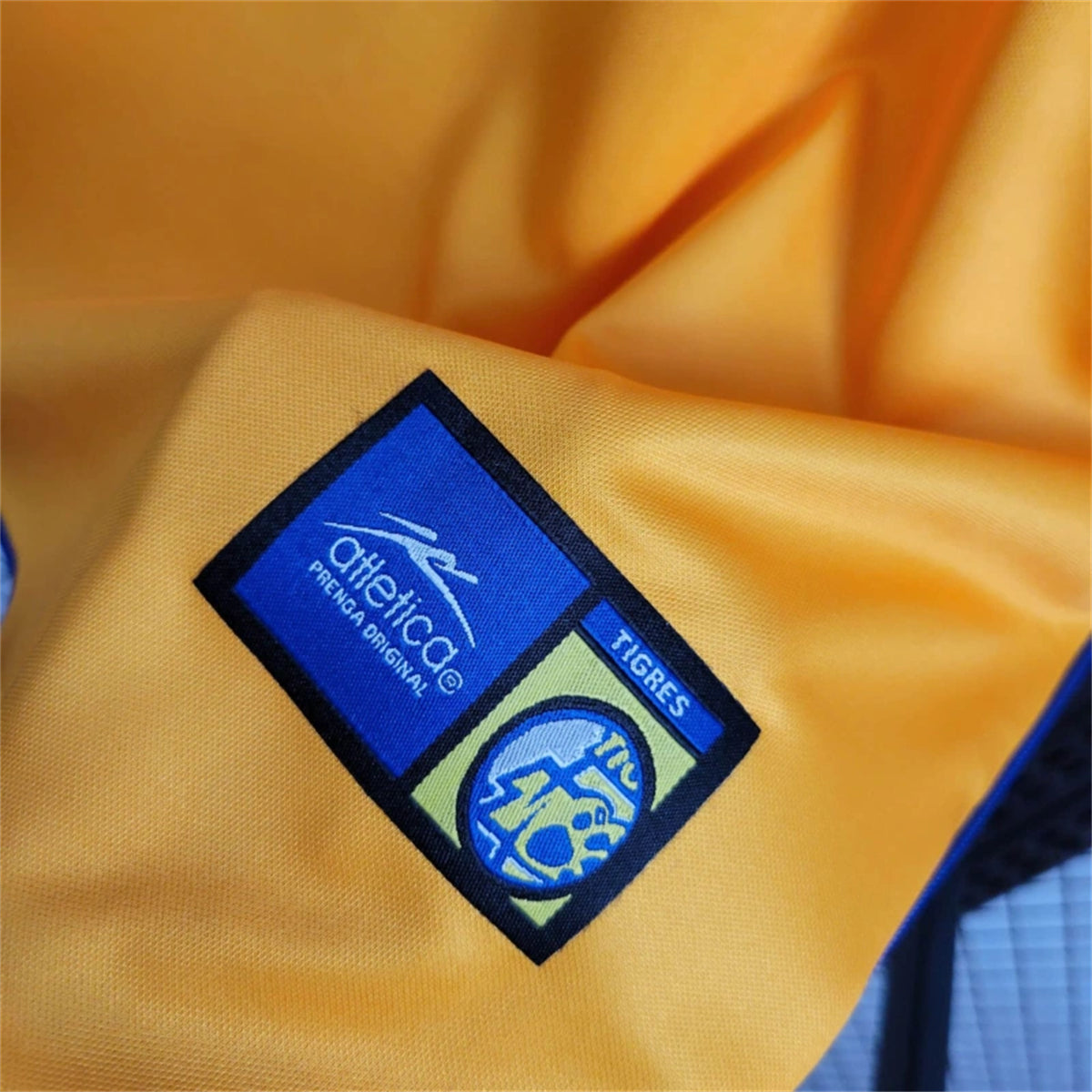 Retro Club Tigres Jersey 2001/02 Home Football Kit Soccer Jersey
