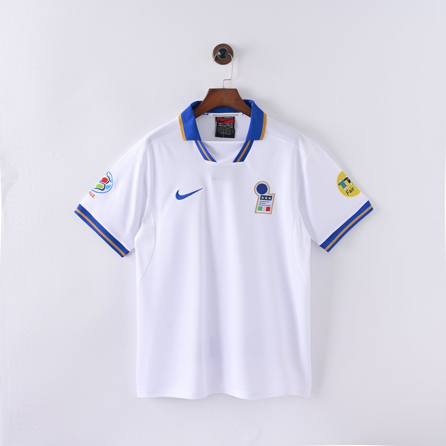 Retro Italy Jersey 1996 Away Football Kit Soccer Jersey