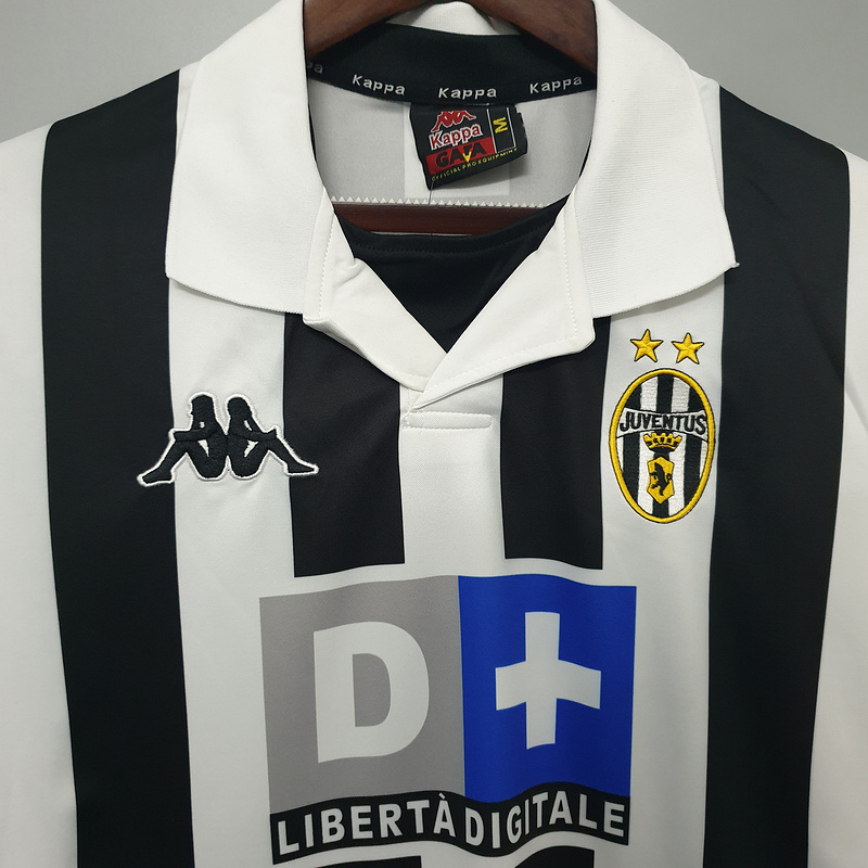 Juventus Retro Jersey 1999/00 Home Football Jersey Soccer Shirt