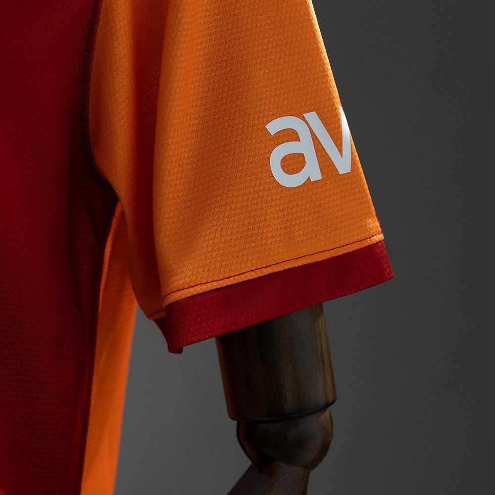 Galatasaray Jersey 2013-14 Home Retro Football Kit