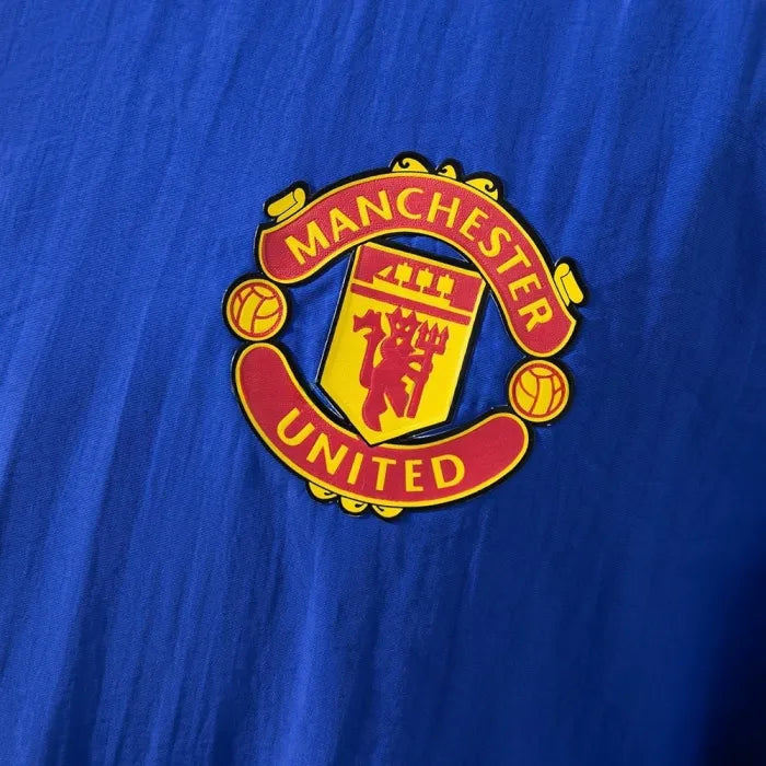 Manchester United Windbreaker 2025/26 Reversible Football Kit