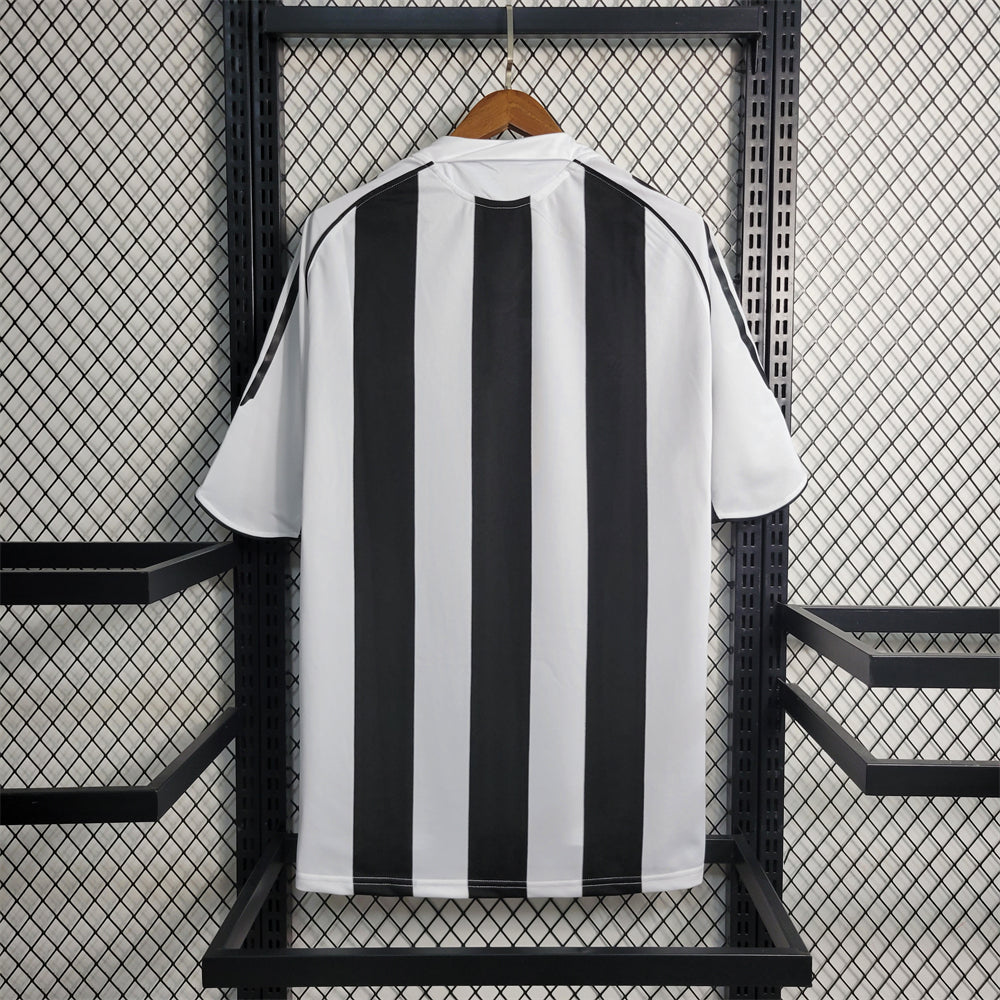 Retro Newcastle United Jersey 2005-07 Home Football Kit Soccer Shirt