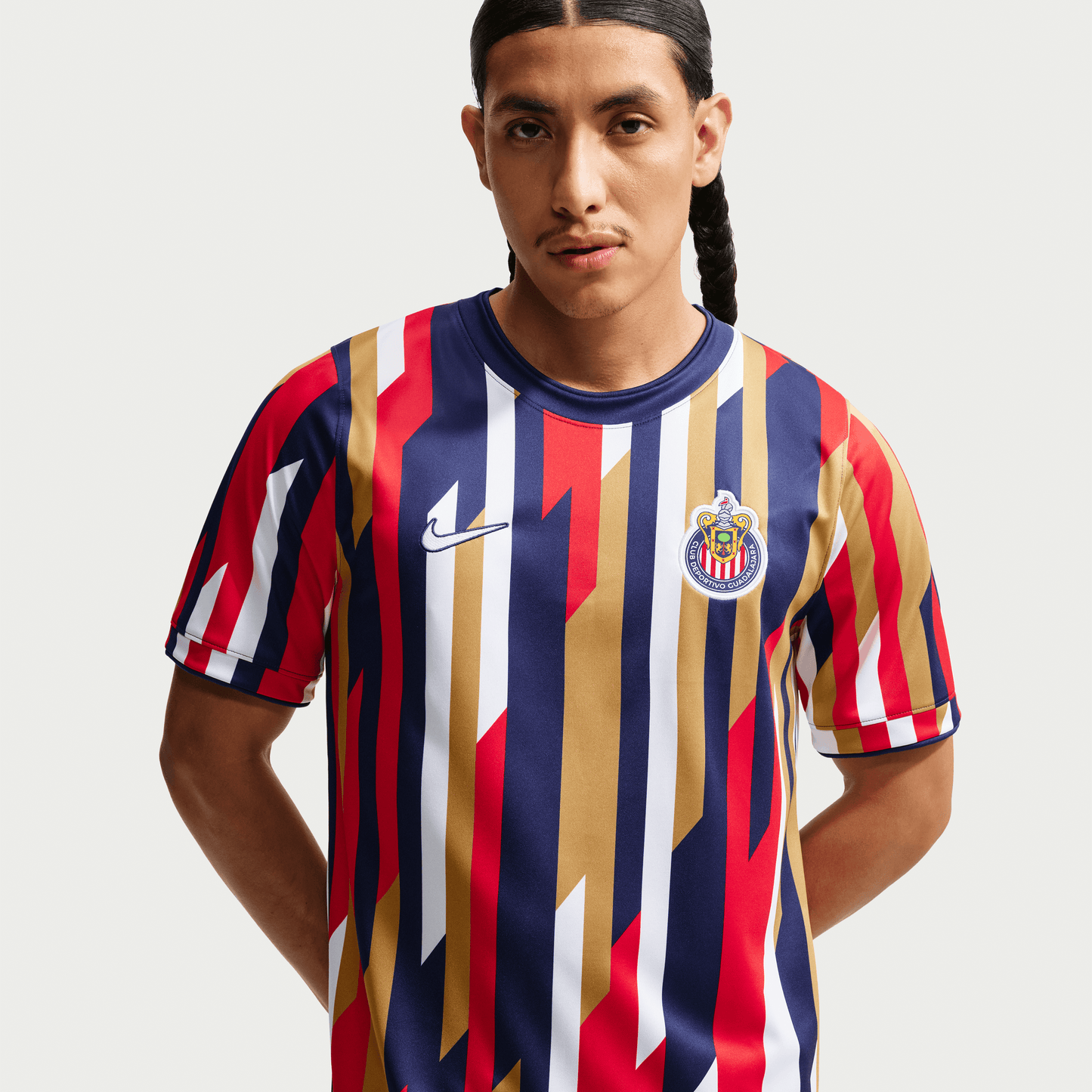 Nike C.D. Guadalajara Pre-Match Short Sleeve Dri-FIT Top 26/27