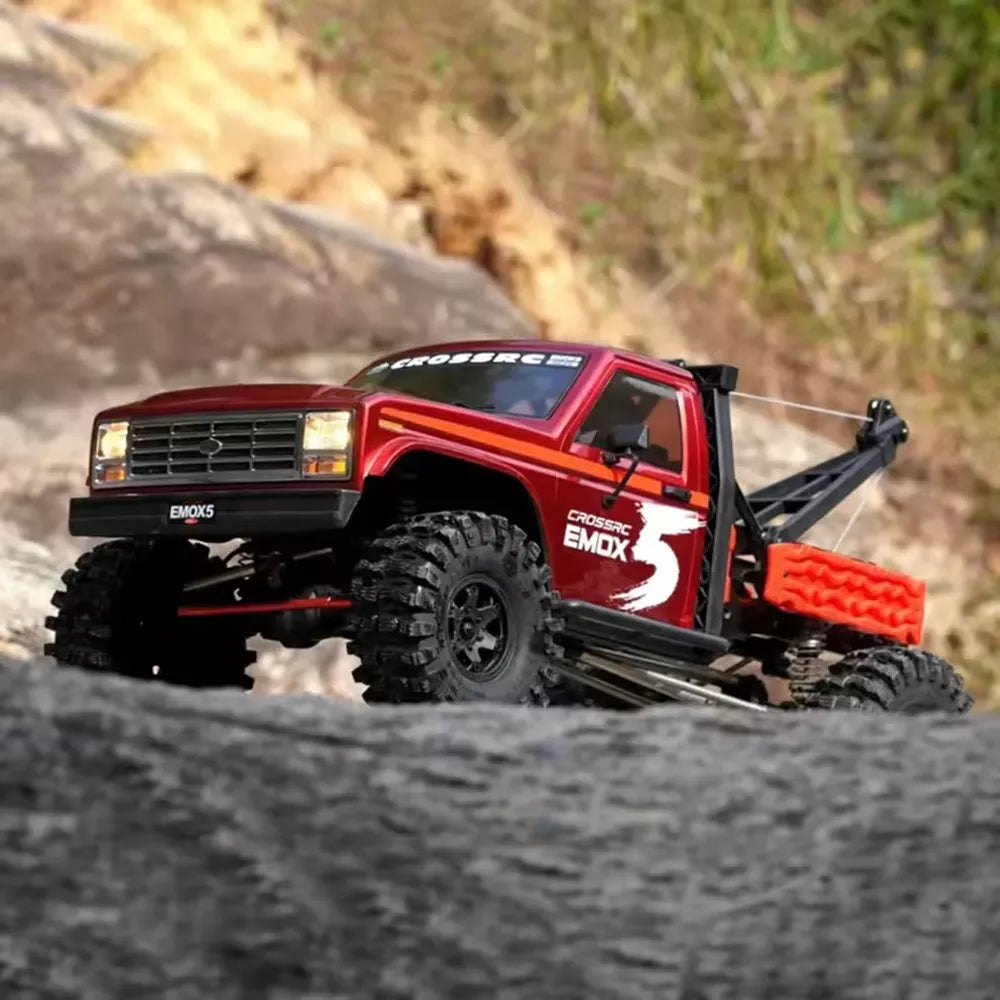 CROSSRC EMO X5 1/8 Scale 4WD Brushless RC Rock Crawler Off-Road Rescue Truck RTR