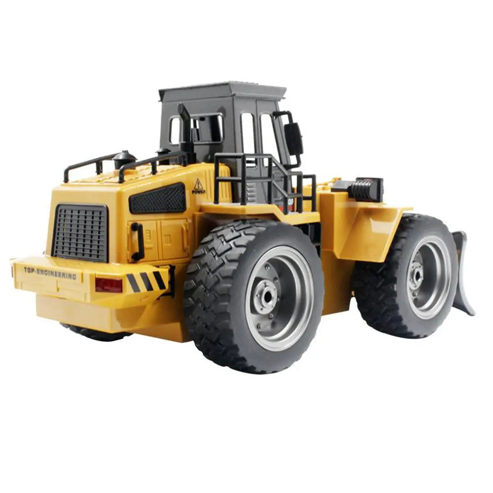 Huina 1586 Alloy Snow Shovel Engineering Excavator Bulldozer 1:18 6CH 2.4G RC Car Toy