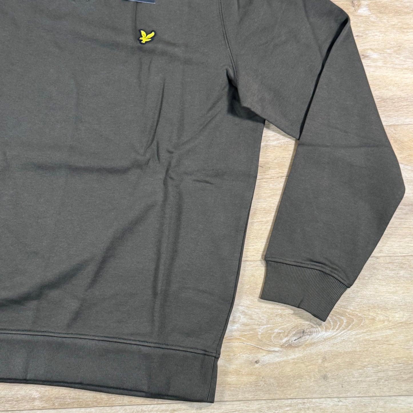 Lyle & Scott Cotton Crewneck Sweatshirt in Olive