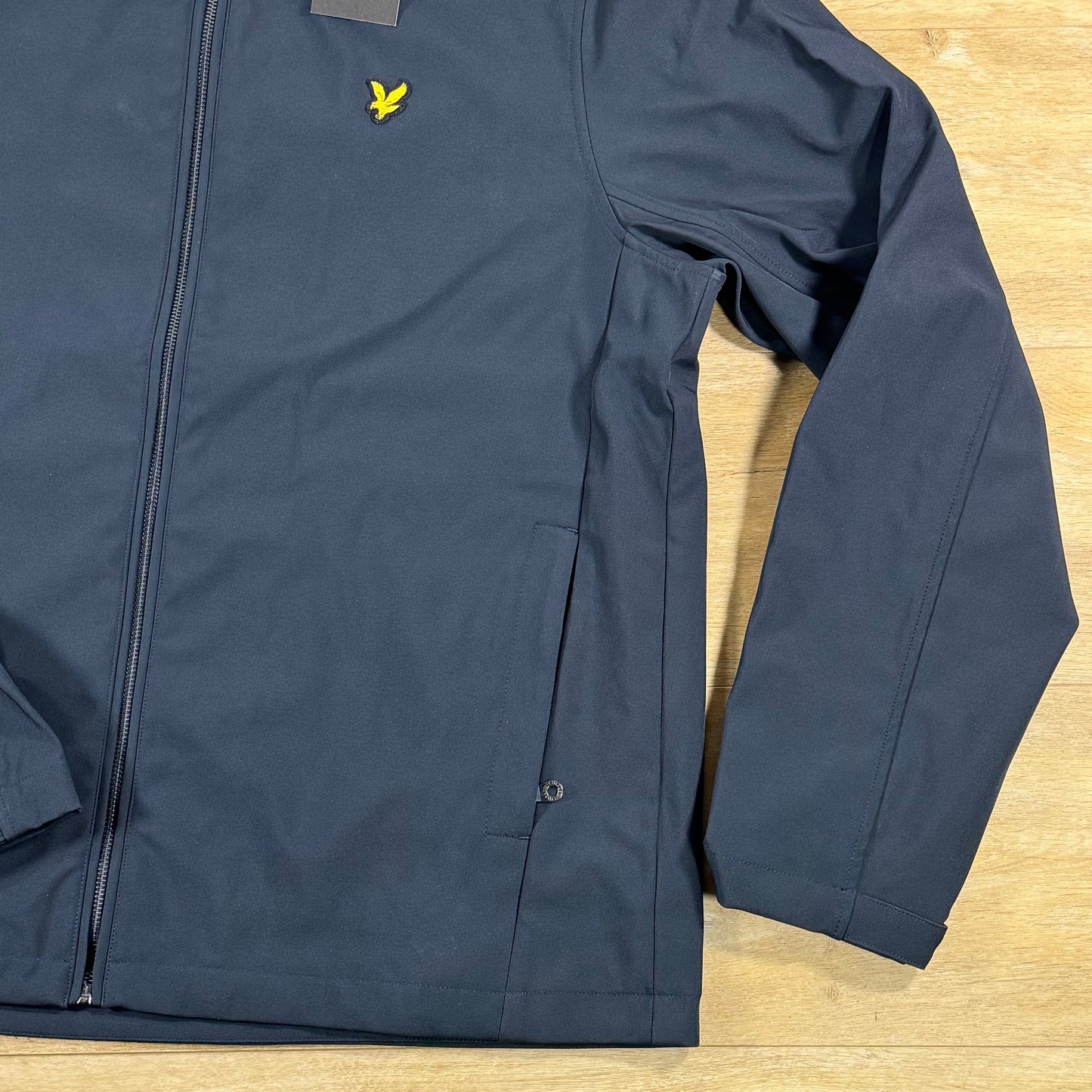 Lyle & Scott Mesh Back Soft-Shell Jacket in Dark Navy