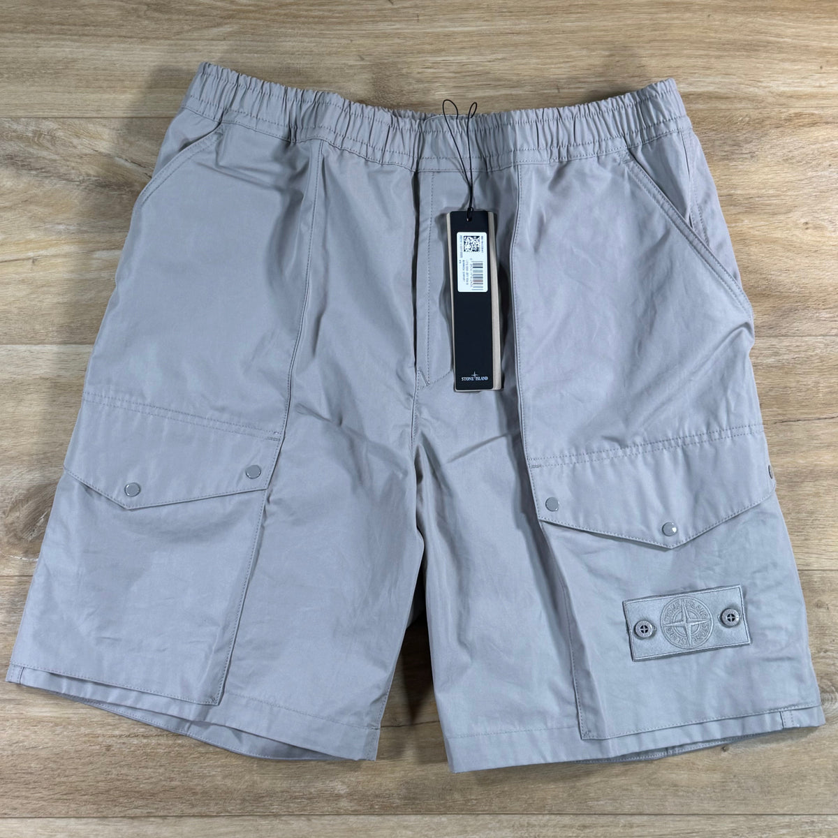 Stone Island Ghost All-Weather Cargo Shorts in Dust Grey