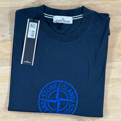 Stone Island 'All Around Compass' Print T-Shirt in Navy
