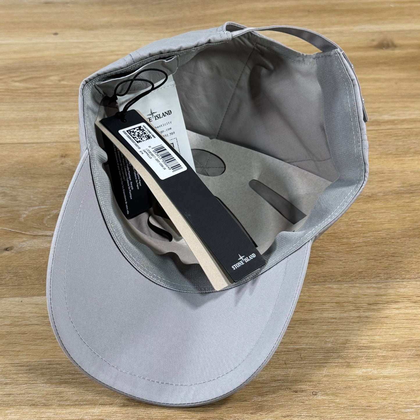 Stone Island Ghost All-Weather Cap in Dust Grey