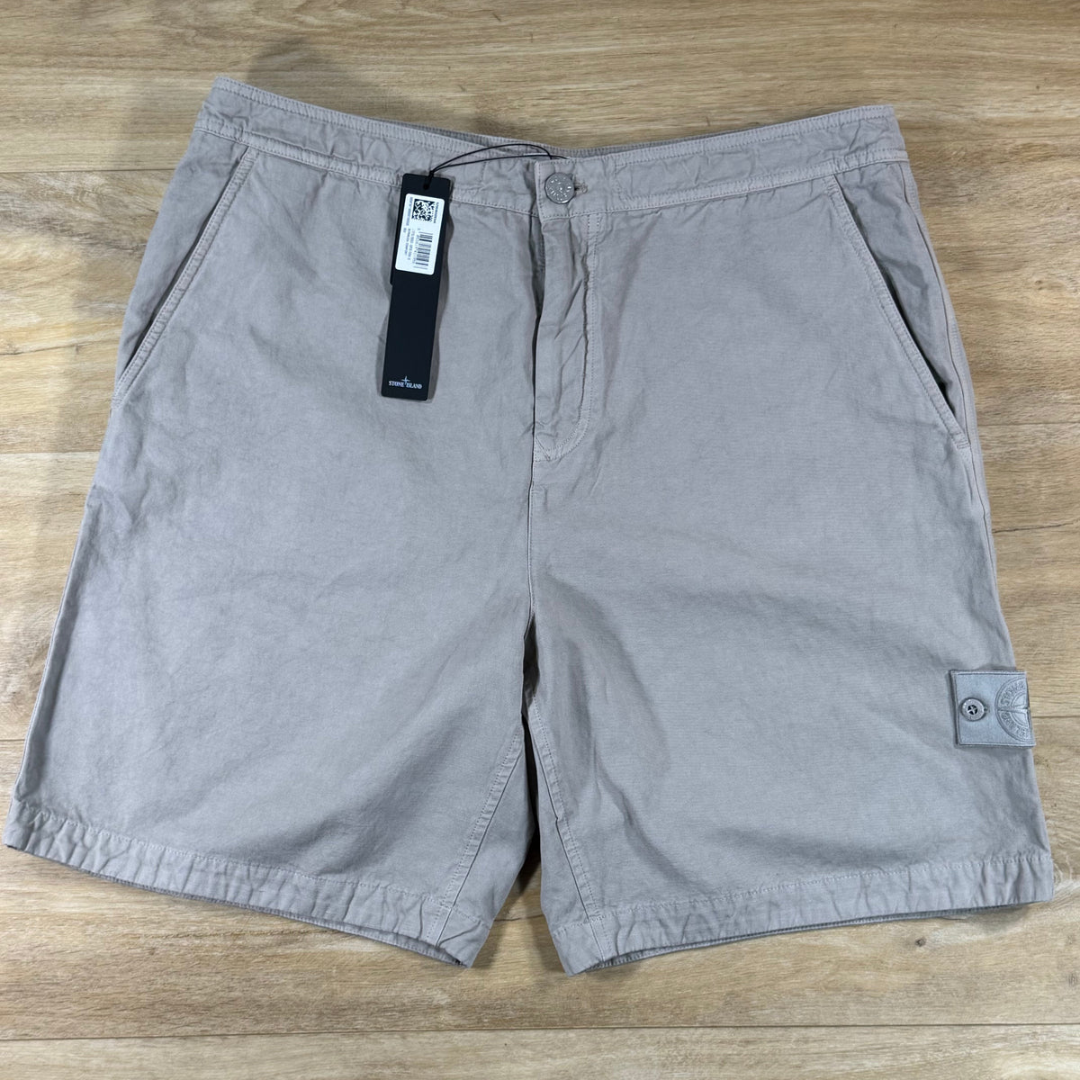 Stone Island Ghost Linen Comfort-Fit Bermuda Shorts in Dust Grey