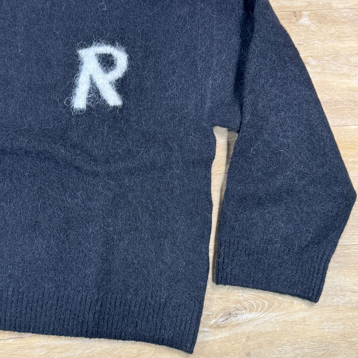 Represent Logo Knit Sweater in Jet Black