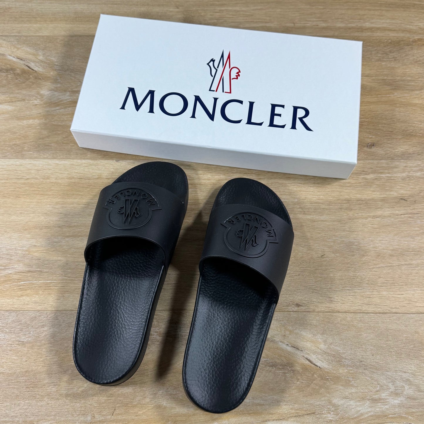 Moncler Basile Slides in Black