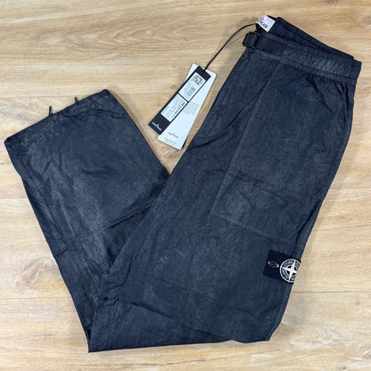 Stone Island Dense Nylon-TC Hand Sprayed Reflective Loose-Fit Fatigue Trousers in Black