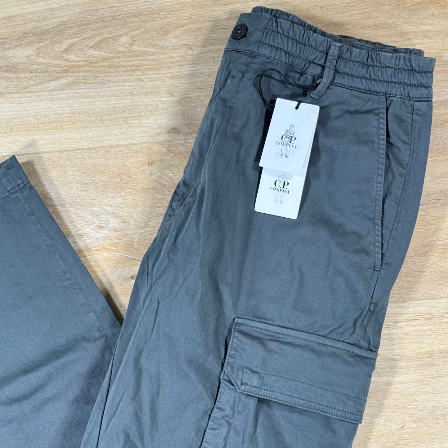 C.P. Company Stretch Sateen Lens Cargo Pants in Gunmetal - Grey