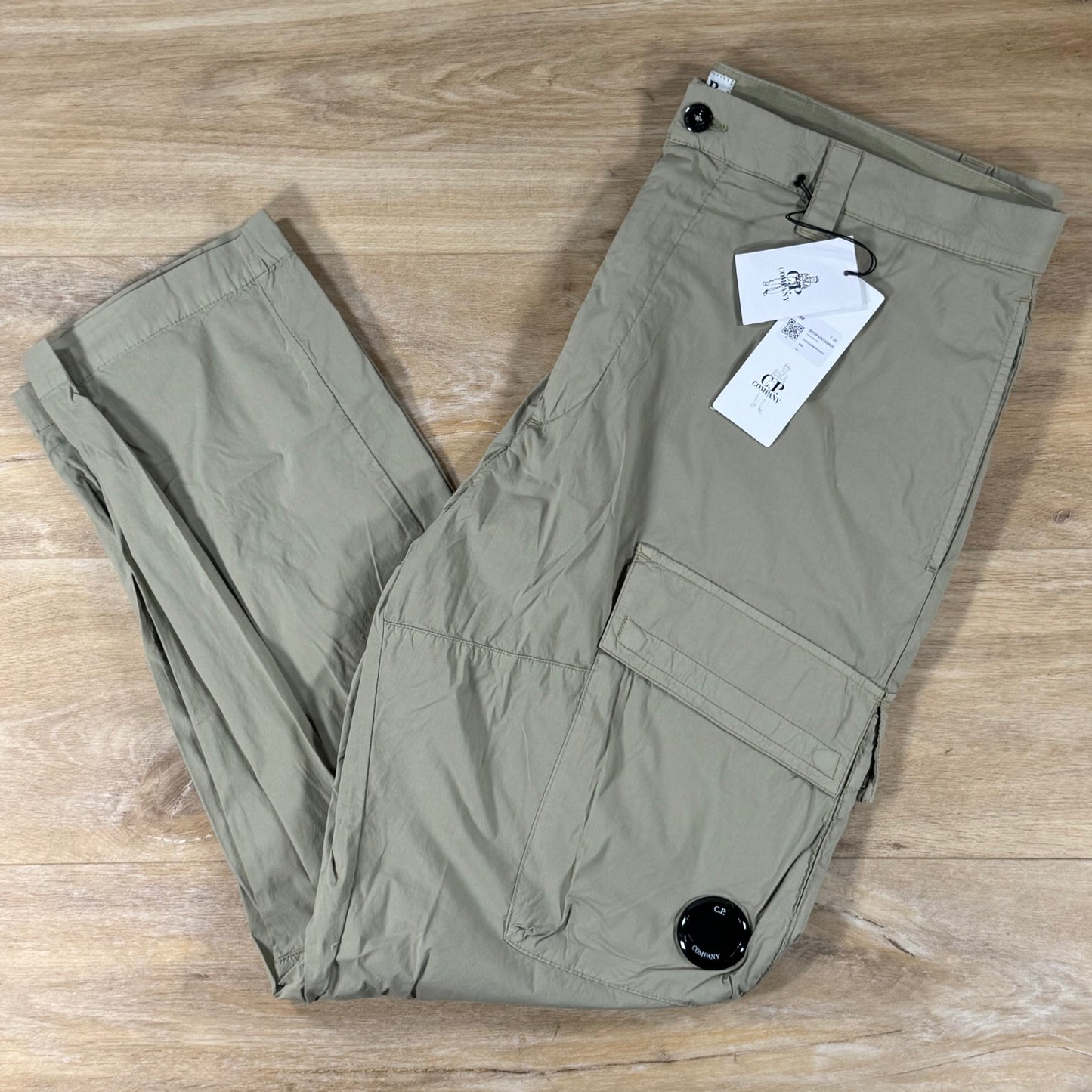 C.P Company 50 Fili Stretch Lens Cargo Pants in Moss Gray - Green