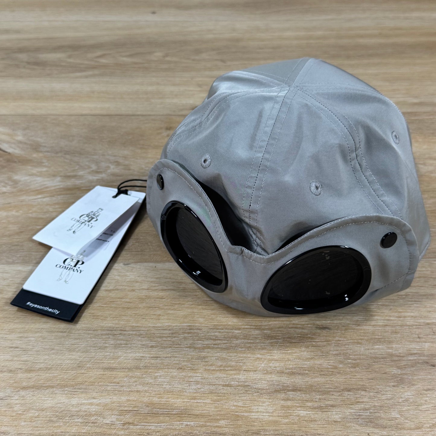 C.P. Company Chrome-R Goggle Cap in Dove