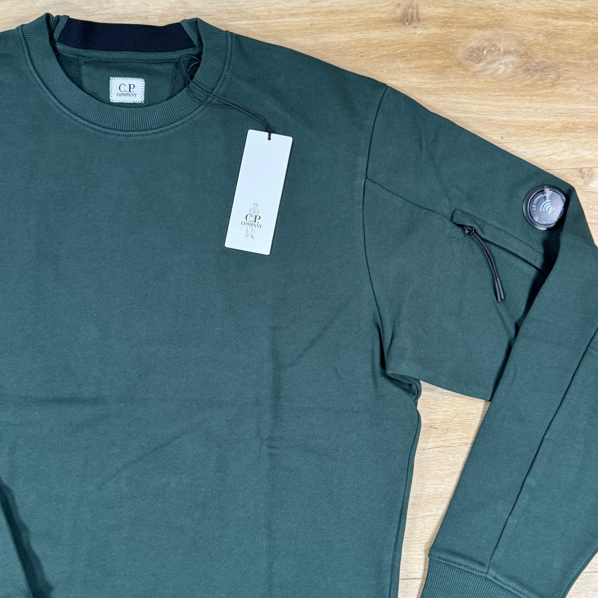 C.P. Company Diagonal Raised Fleece Crewneck Lens Sweatshirt in Ponderosa Pine - Green