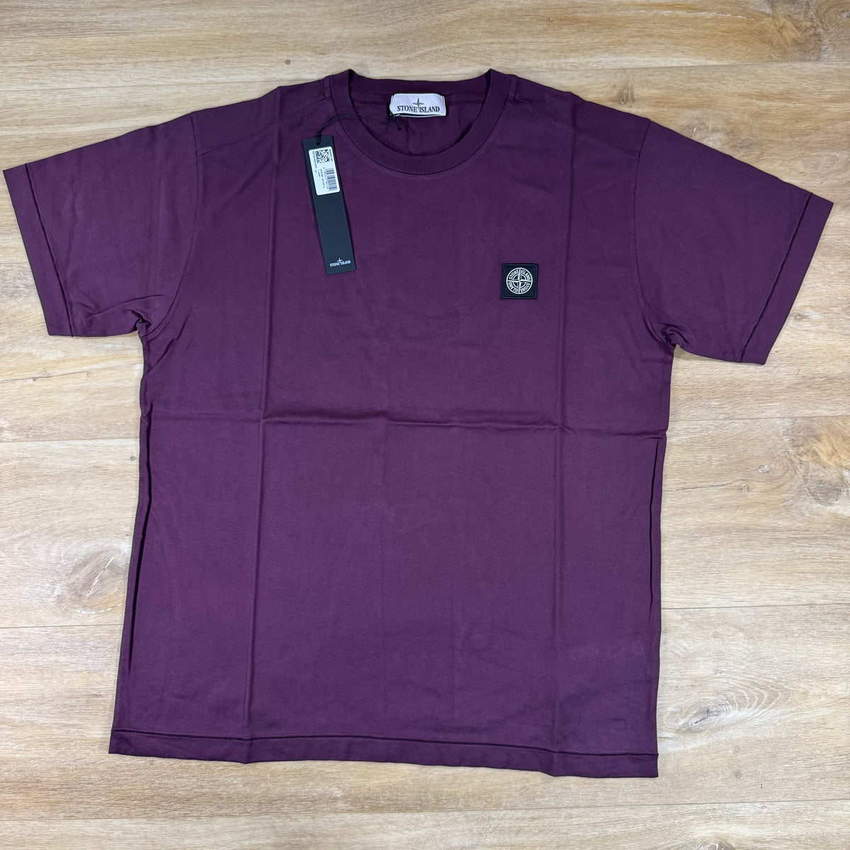 Stone Island Compass Patch Logo T-Shirt in Amaranth