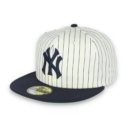 New Era New York Yankees Retro Jersey Script-White