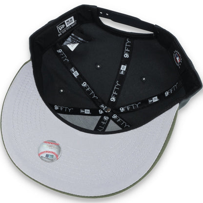 New Era Seattle Mariners 2-Tone Color Pack 9FIFTY Snapback Hat-Grey/Olive