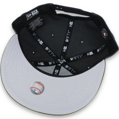 New Era Oakland Athletics 2-Tone Color Pack 9FIFTY Snapback Hat - Grey/Olive