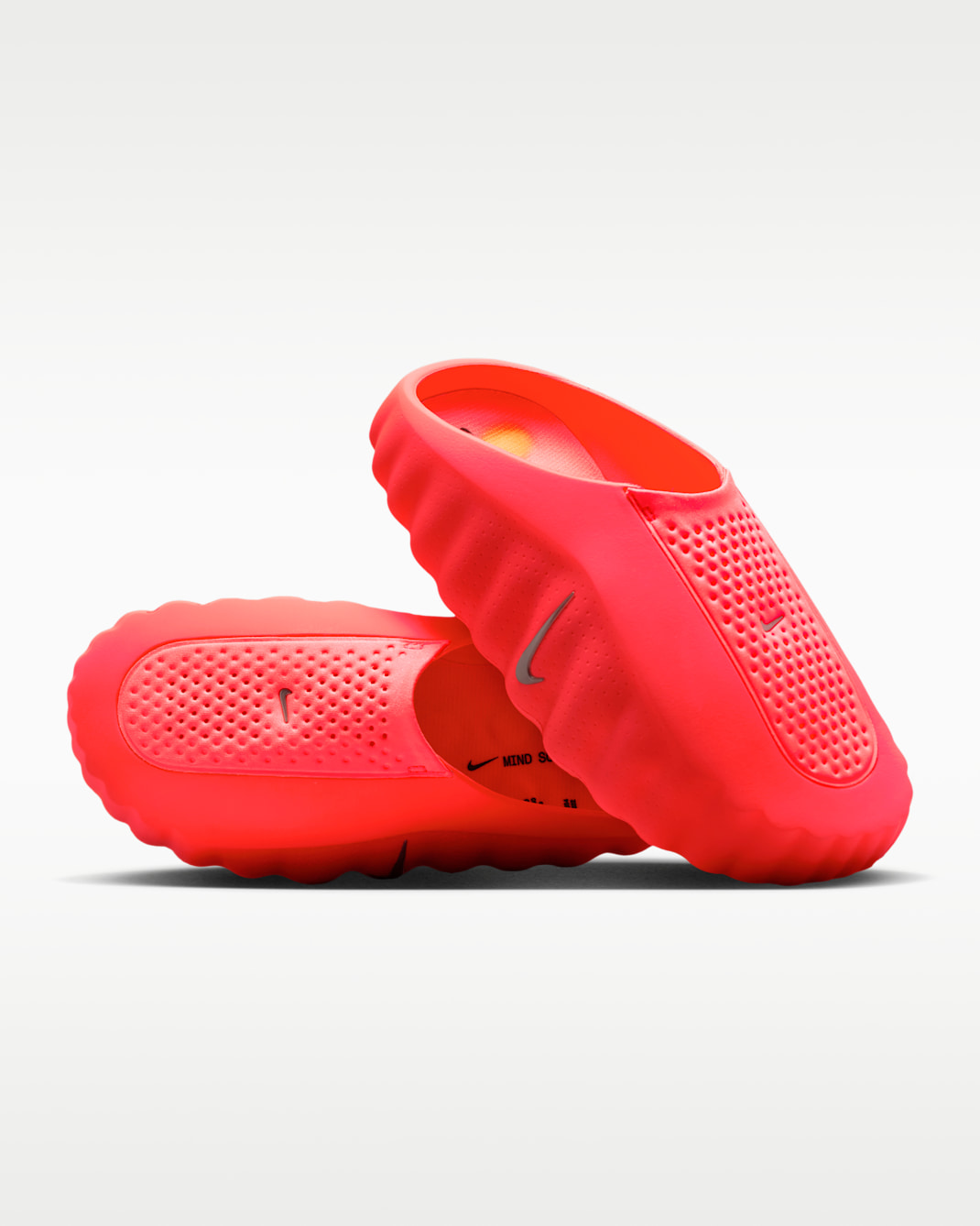 Nike Mind 001 Women's Pregame Mules(Runs small – size up)