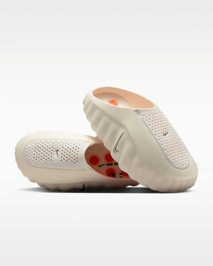 Nike Mind 001 Women's Pregame Mules(Runs small – size up)