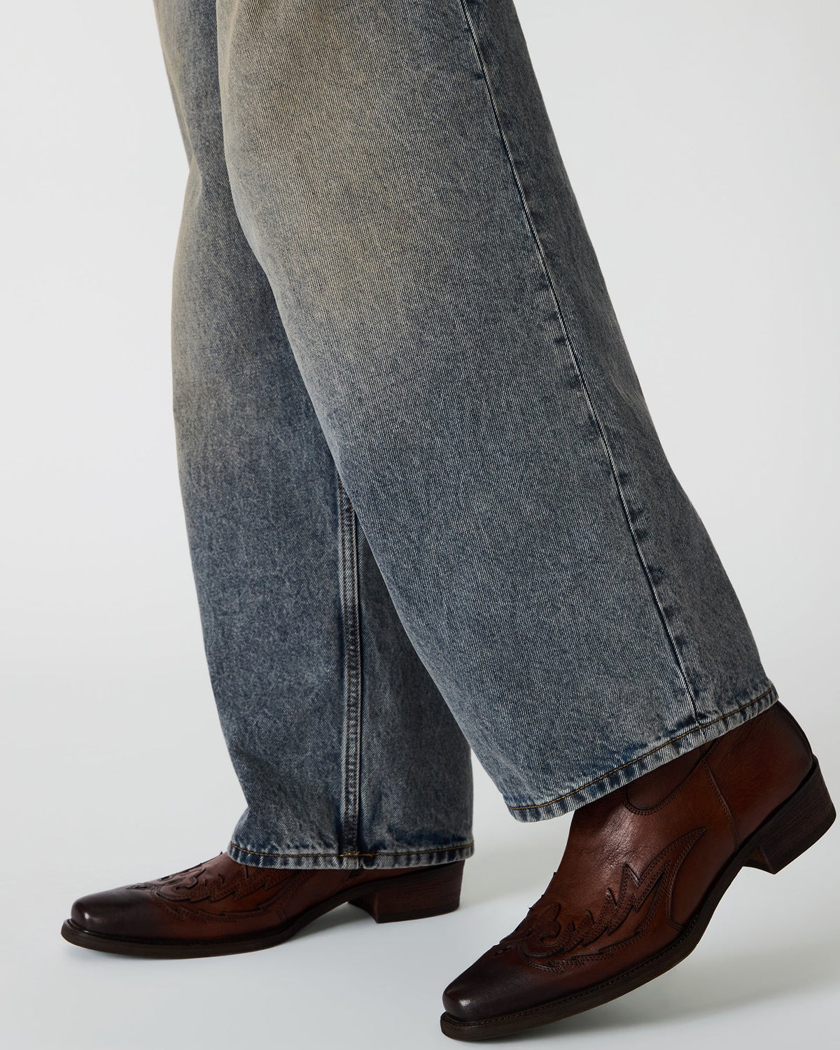 SANTANA BROWN LEATHER