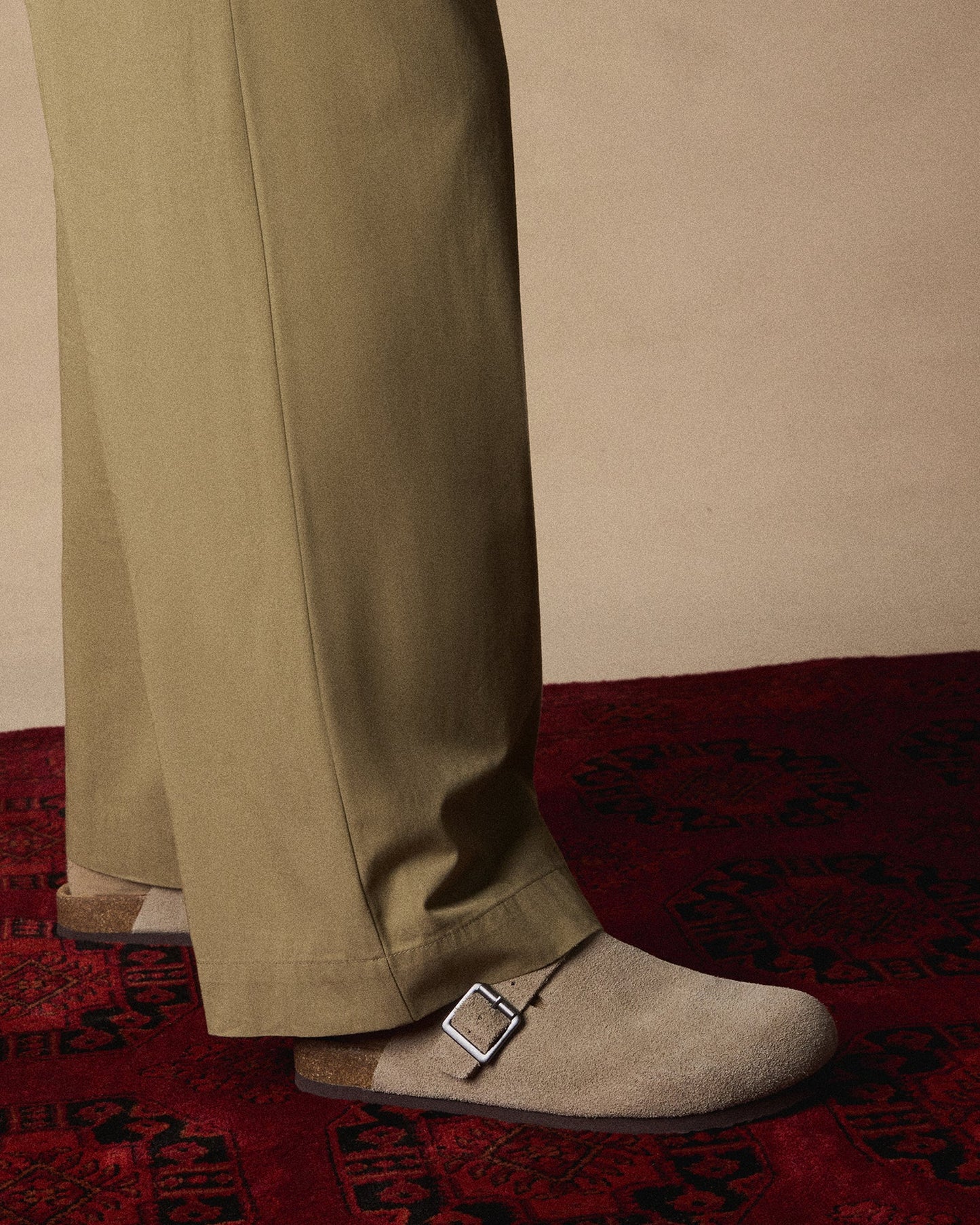 WILDERR TAUPE SUEDE