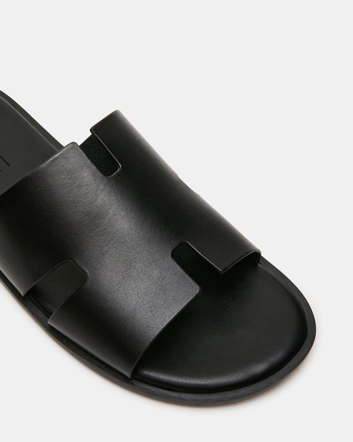 YUSSUF BLACK LEATHER