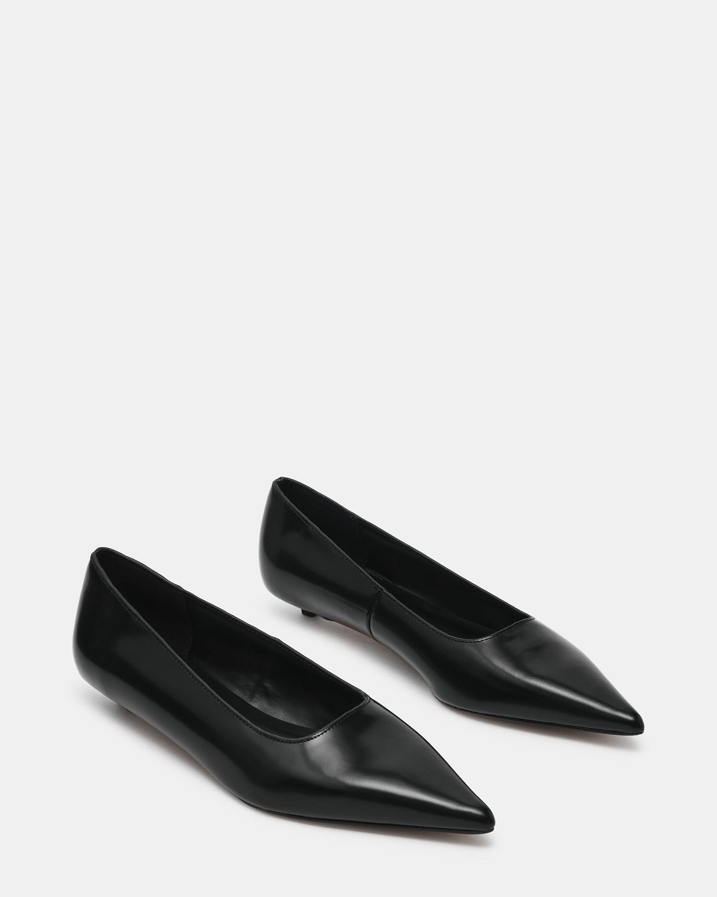 ARDYN BLACK LEATHER