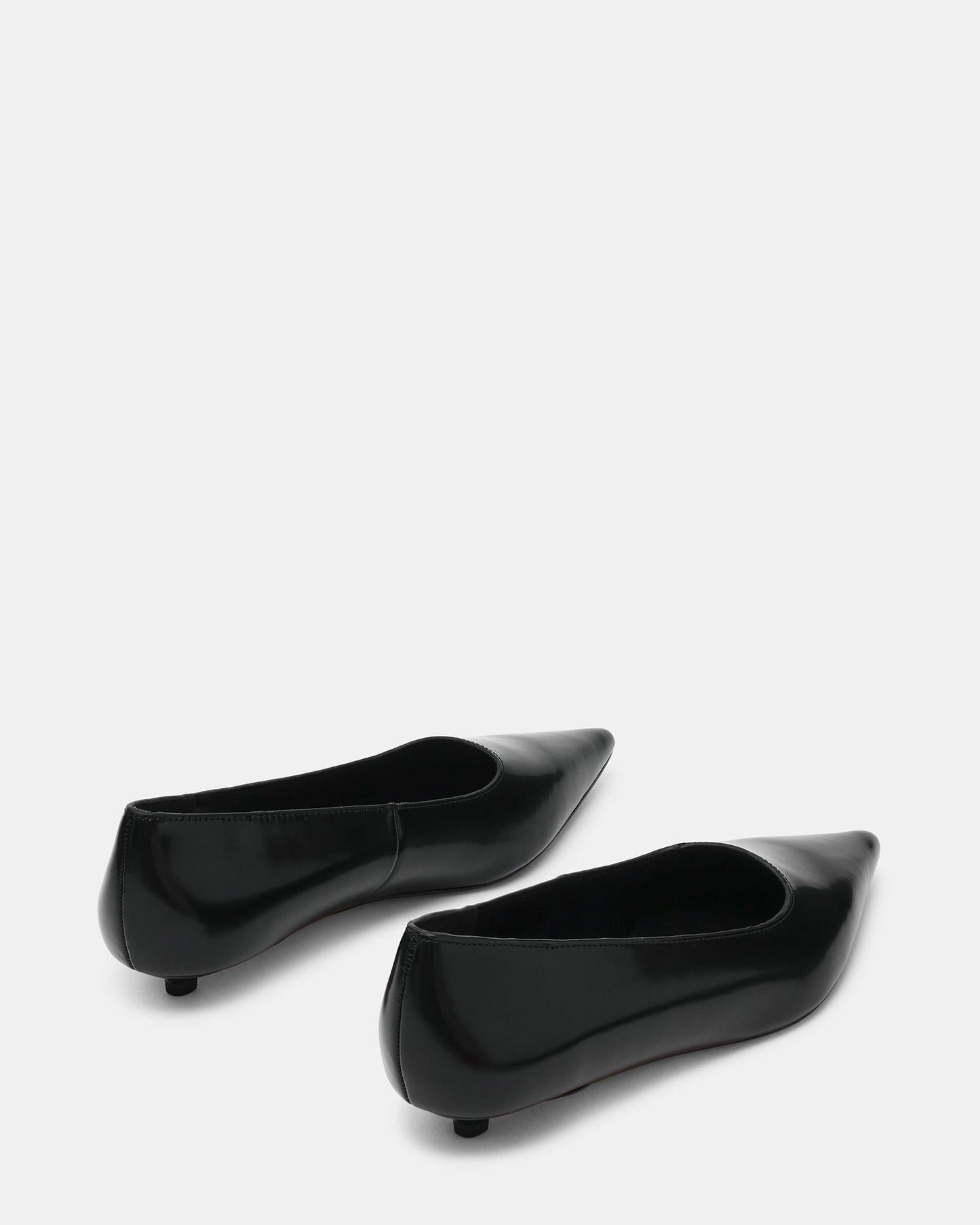 ARDYN BLACK LEATHER