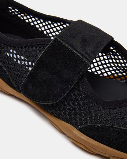 BANKS BLACK MESH