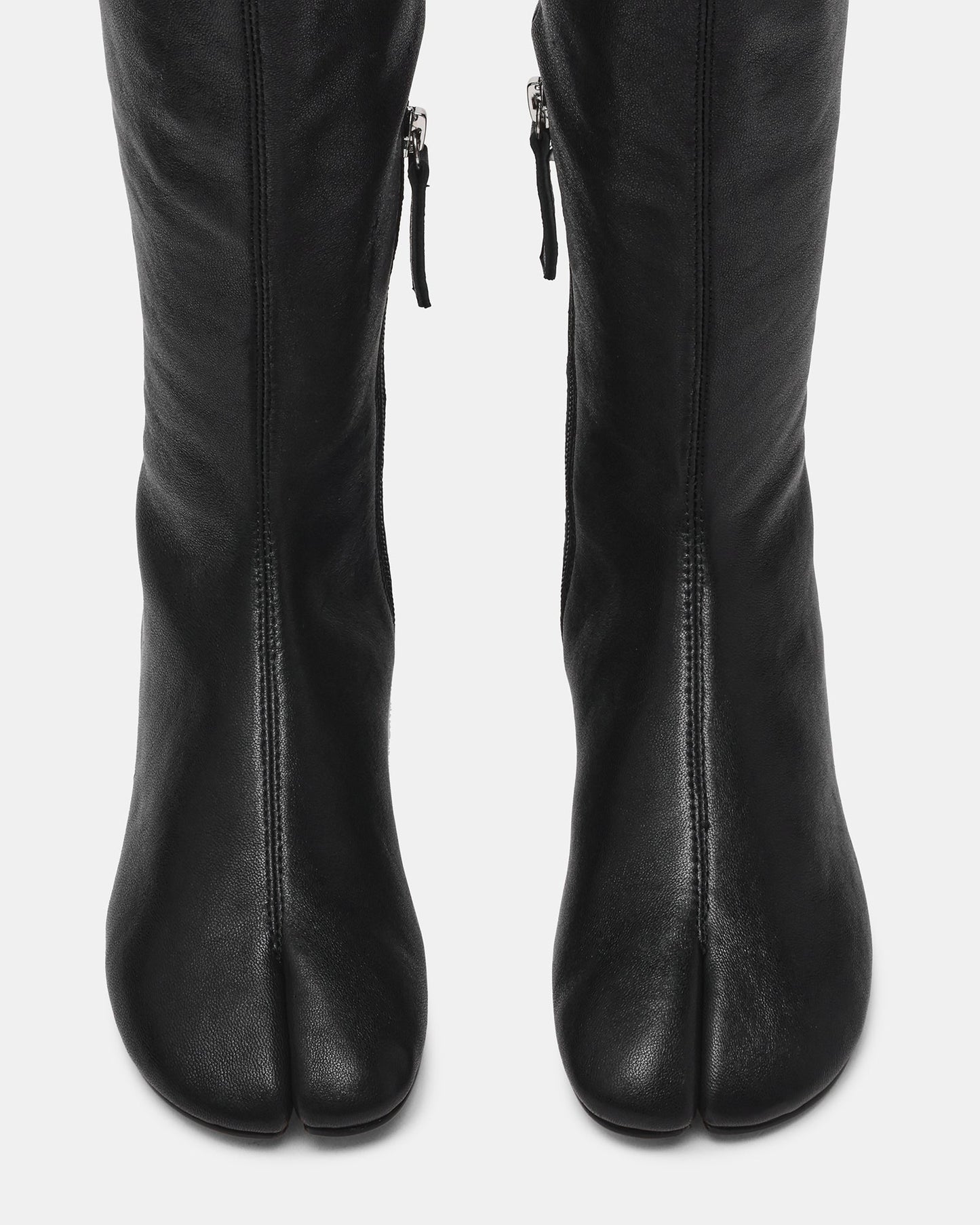 CALORA BLACK LEATHER