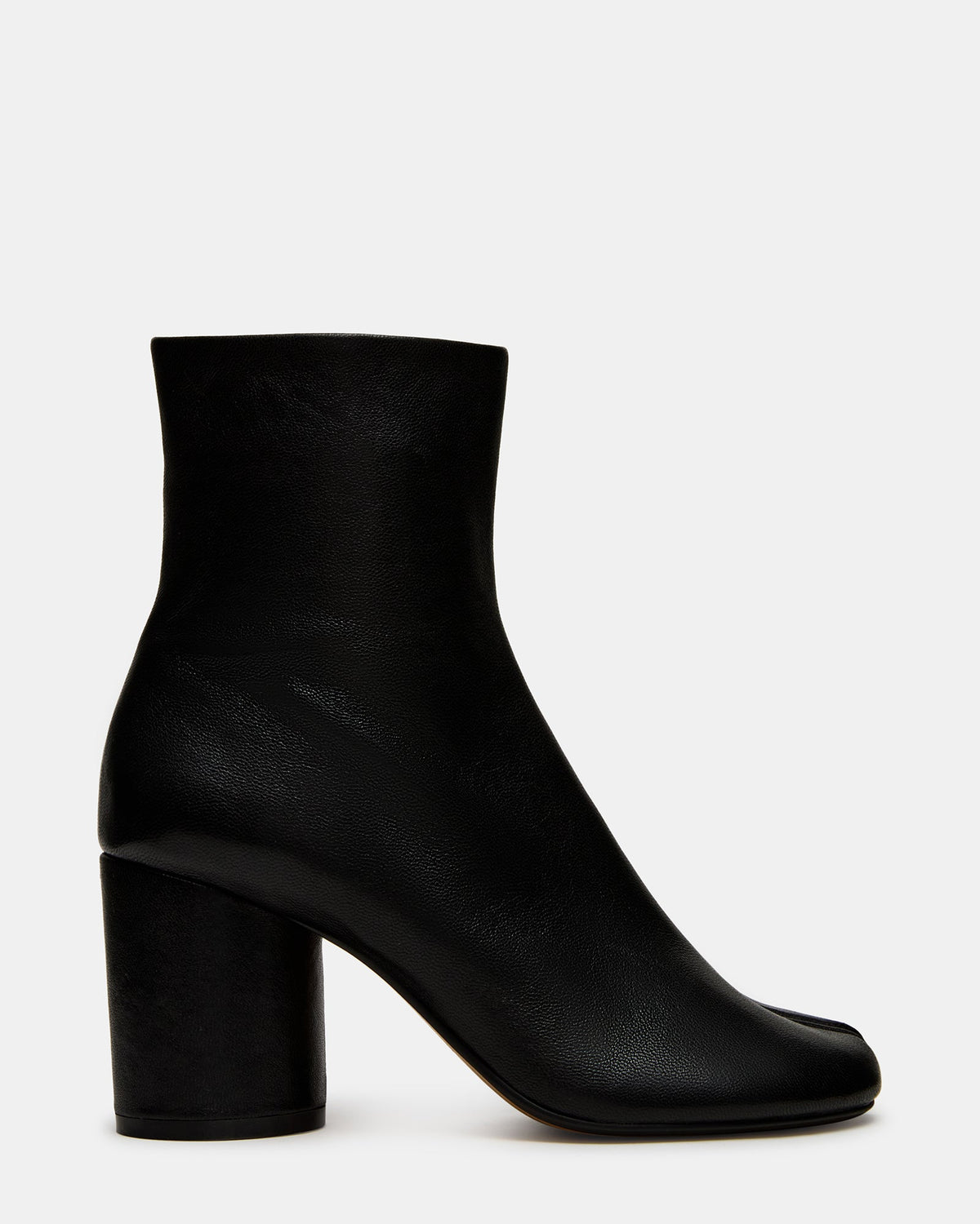 CARO BLACK LEATHER