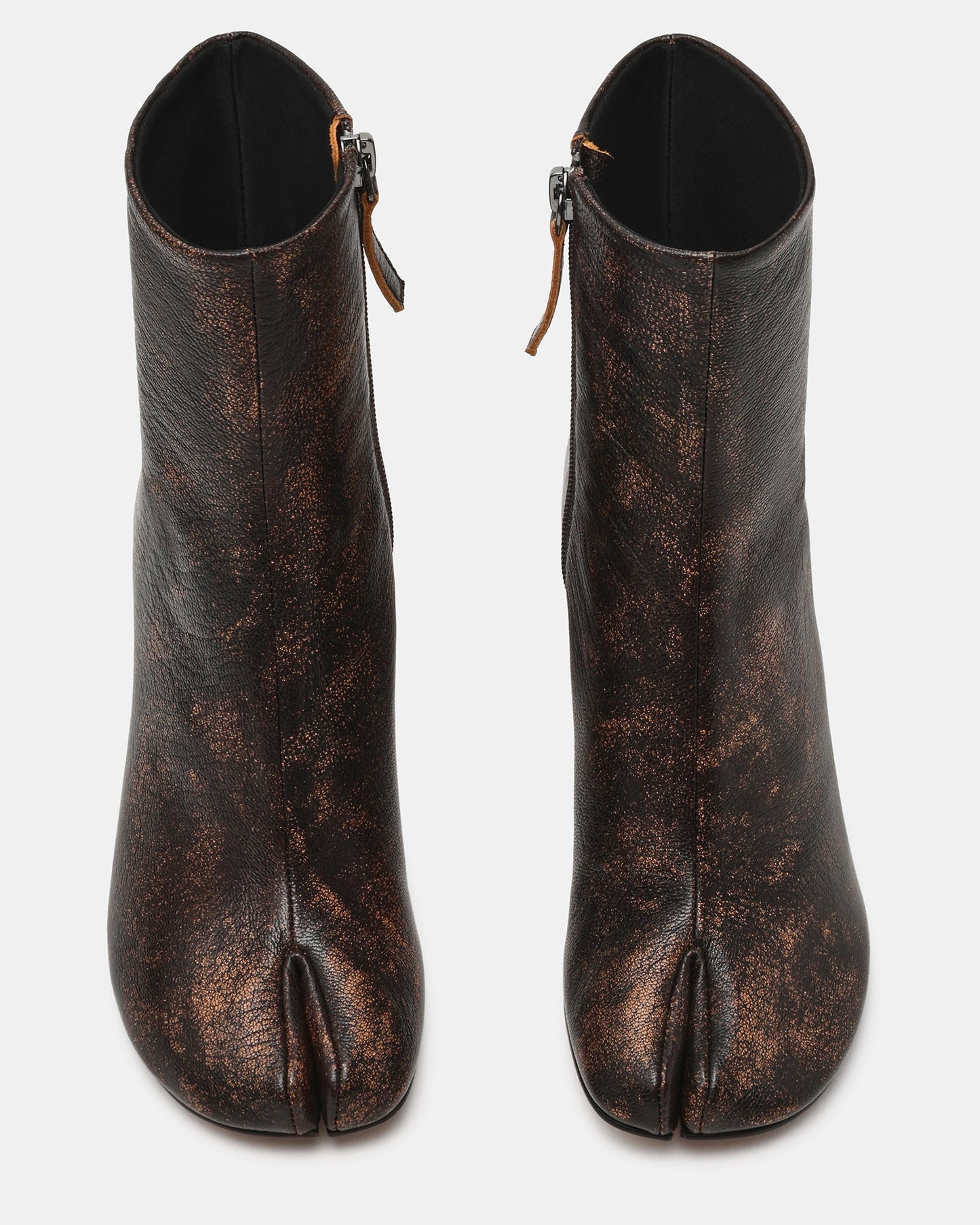 CARO BROWN DISTRESSED