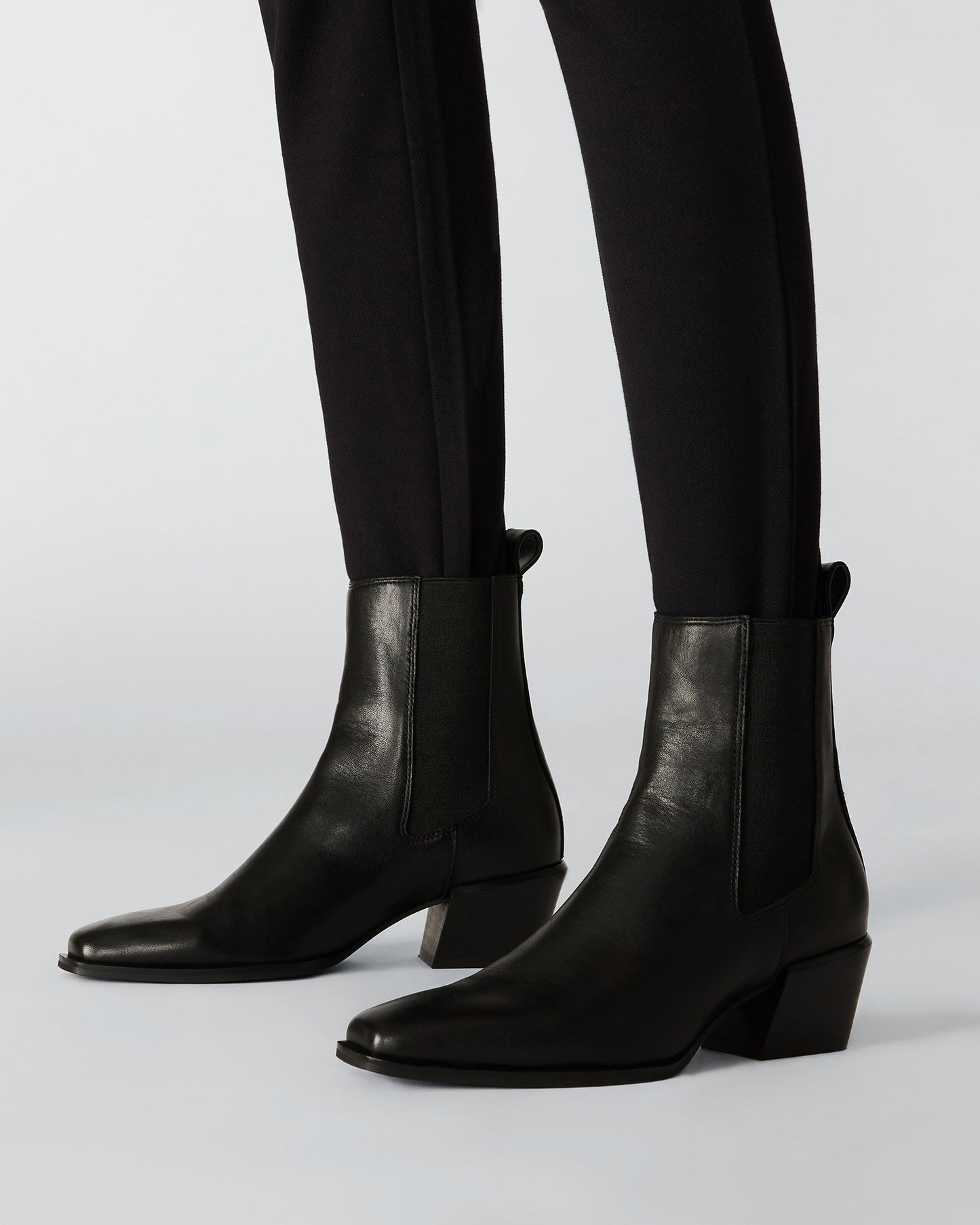 DAXEN BROWN SUEDE