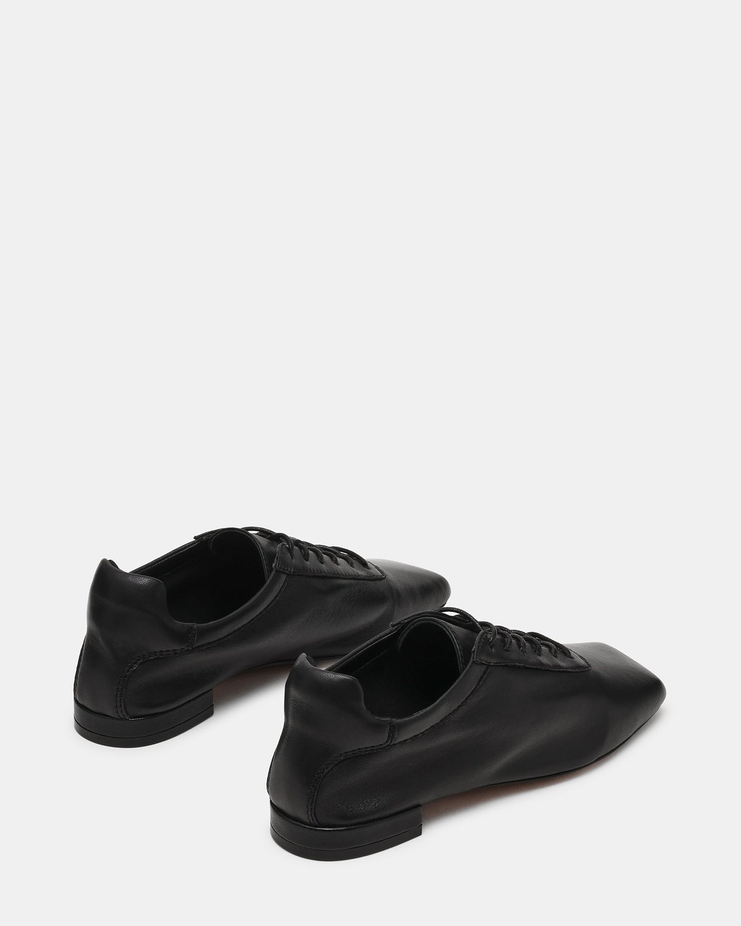 DELPHY LACE-UP BLACK LEATHER