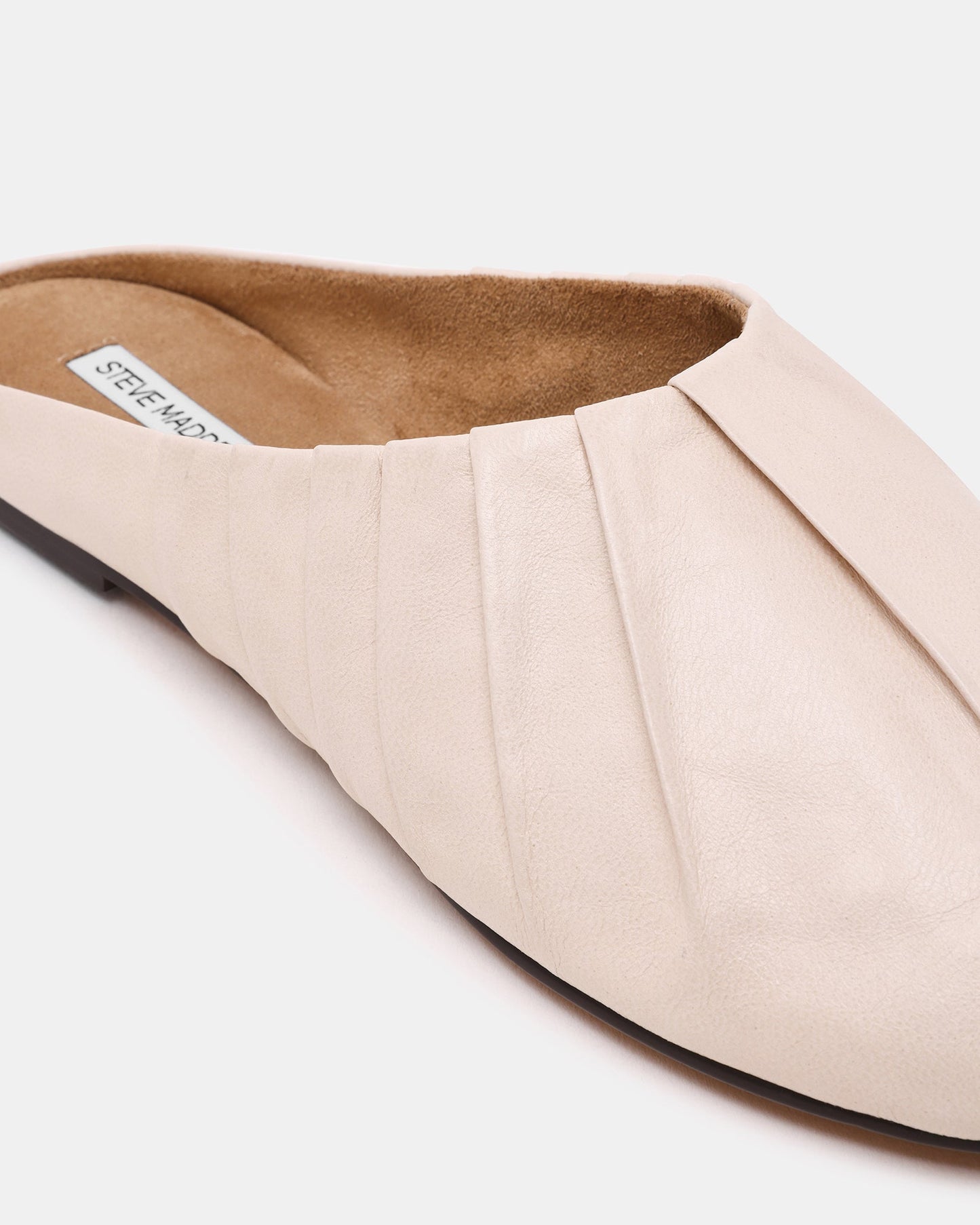 LOOM WHITE LEATHER