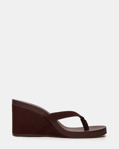 PLAYING BROWN SUEDE