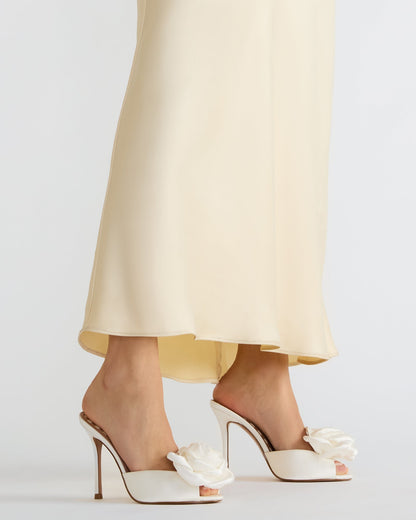 PRIYA FLOWER IVORY SATIN