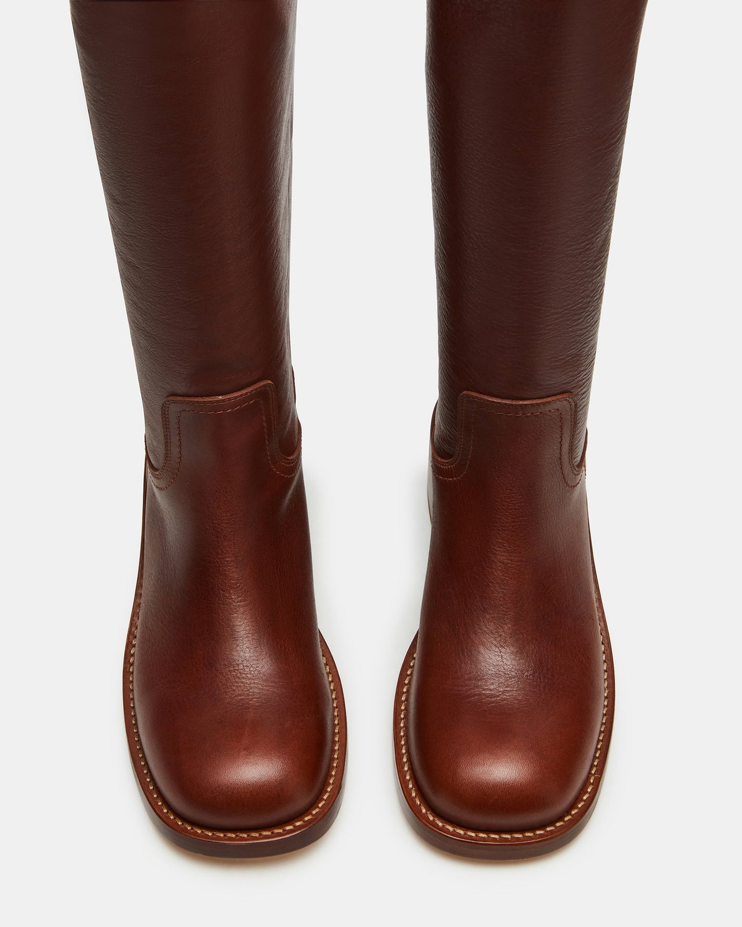 RIGGS RUST LEATHER