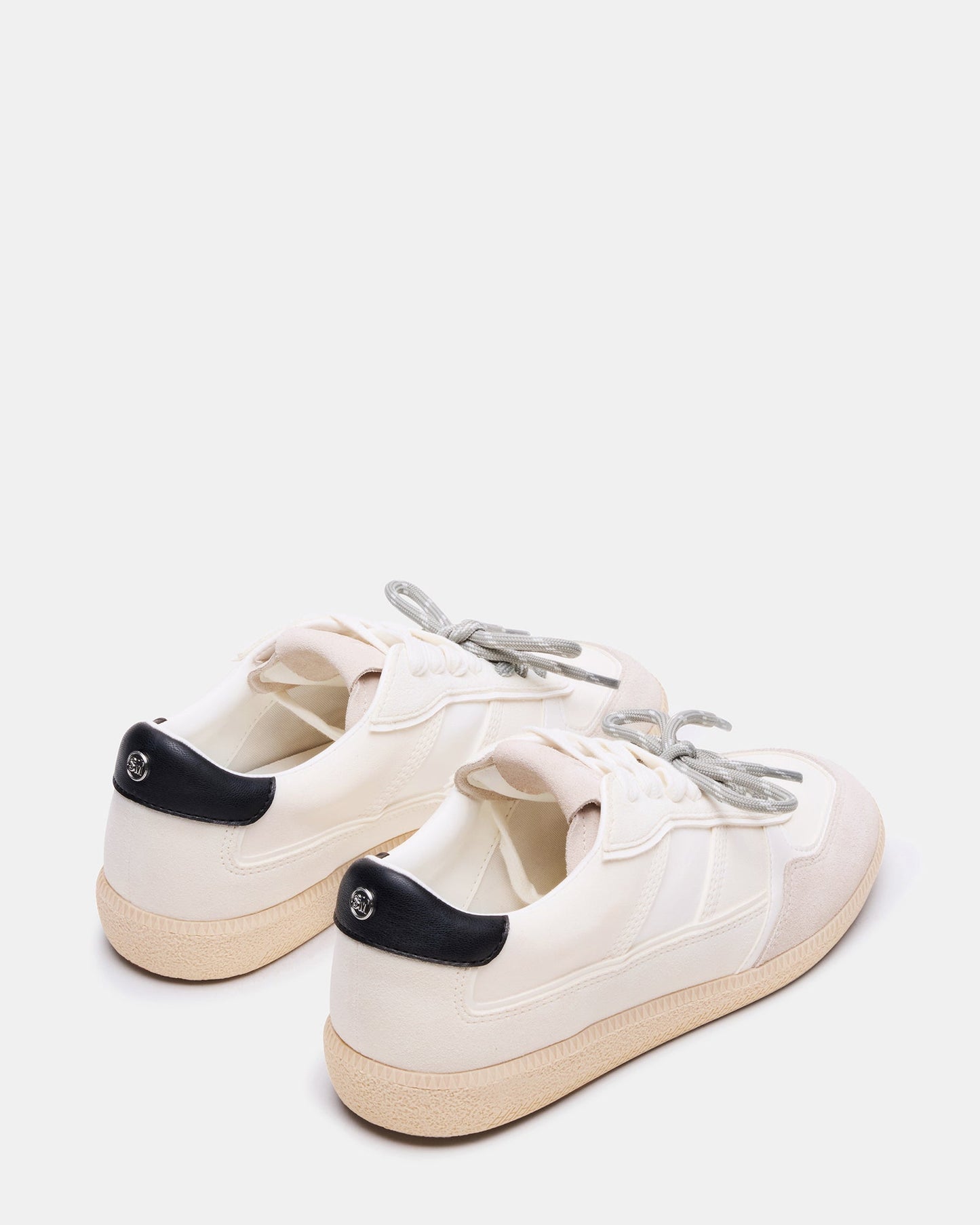 SPORTY WHITE