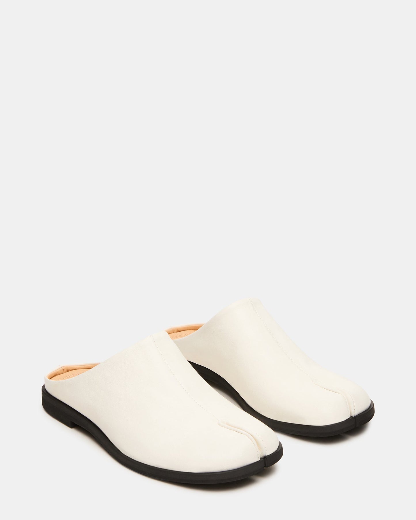 TINO WHITE LEATHER