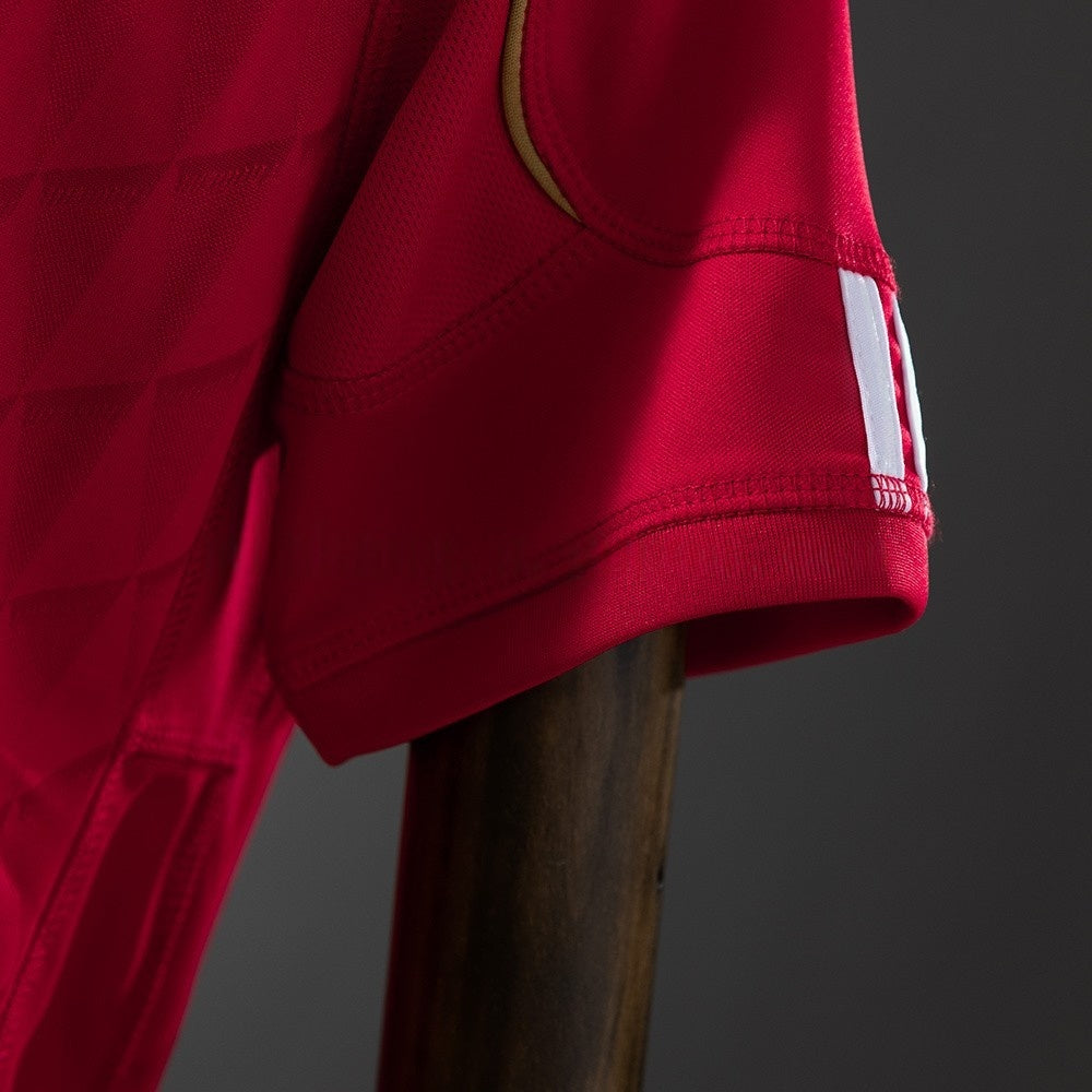 Liverpool Jersey 2010-11 Home Retro Football Kit