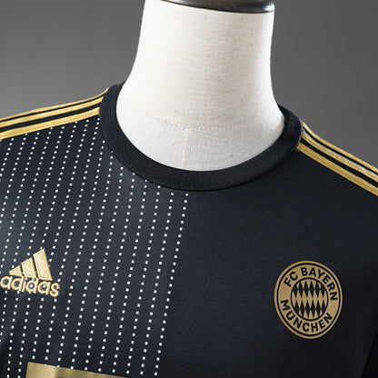 Bayern Munich Away Jersey 2021-22 Retro Football Kit Soccer Shirt