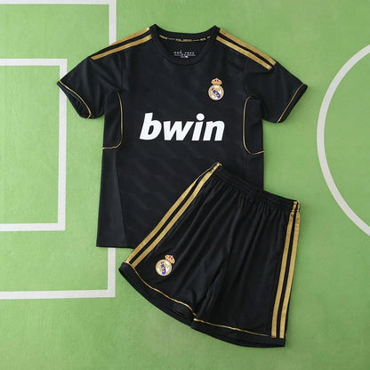 RM CF Away Retro Kids Kit 11/12 Season